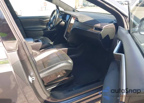 2016 Tesla Model X 75D/P100D/P90D из США, поврежденный, VIN 5YJXCBE43GFS00850